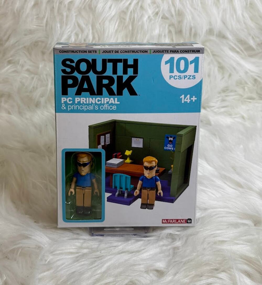 South Park PC Principal & Office Diorama Construction Set - 101 Pieces McFarlane